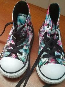 Dead Floral Converse